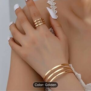 Bundle Elegant Gold-Tone Jewelry Set And 4 PCs. Set Hair Flip